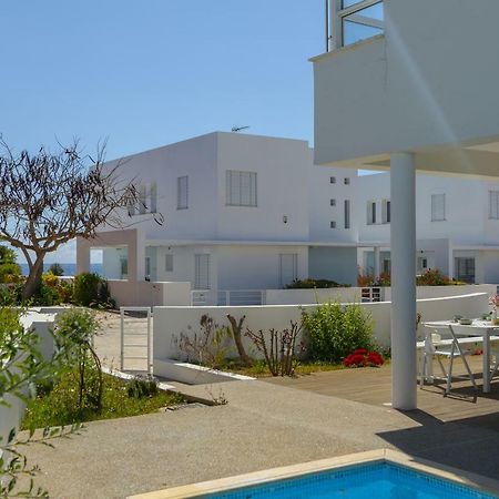 Oceania Villa โปรทาราส ภายนอก รูปภาพ