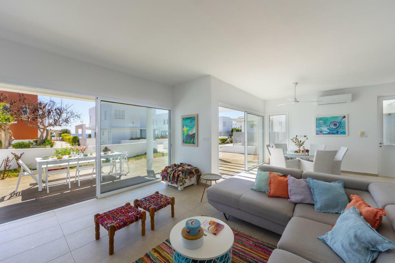 Oceania Villa โปรทาราส ภายนอก รูปภาพ