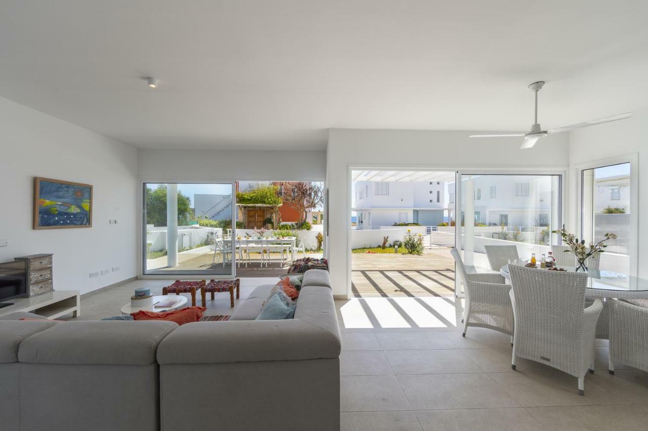 Oceania Villa โปรทาราส ภายนอก รูปภาพ